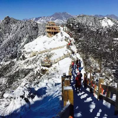 西岭雪山攻略游戏昵称,西岭雪山有什么好玩的?